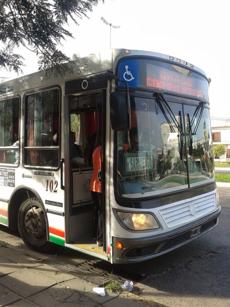 Se levantó el paro de colectivos y el servicio comenzó a normalizarse