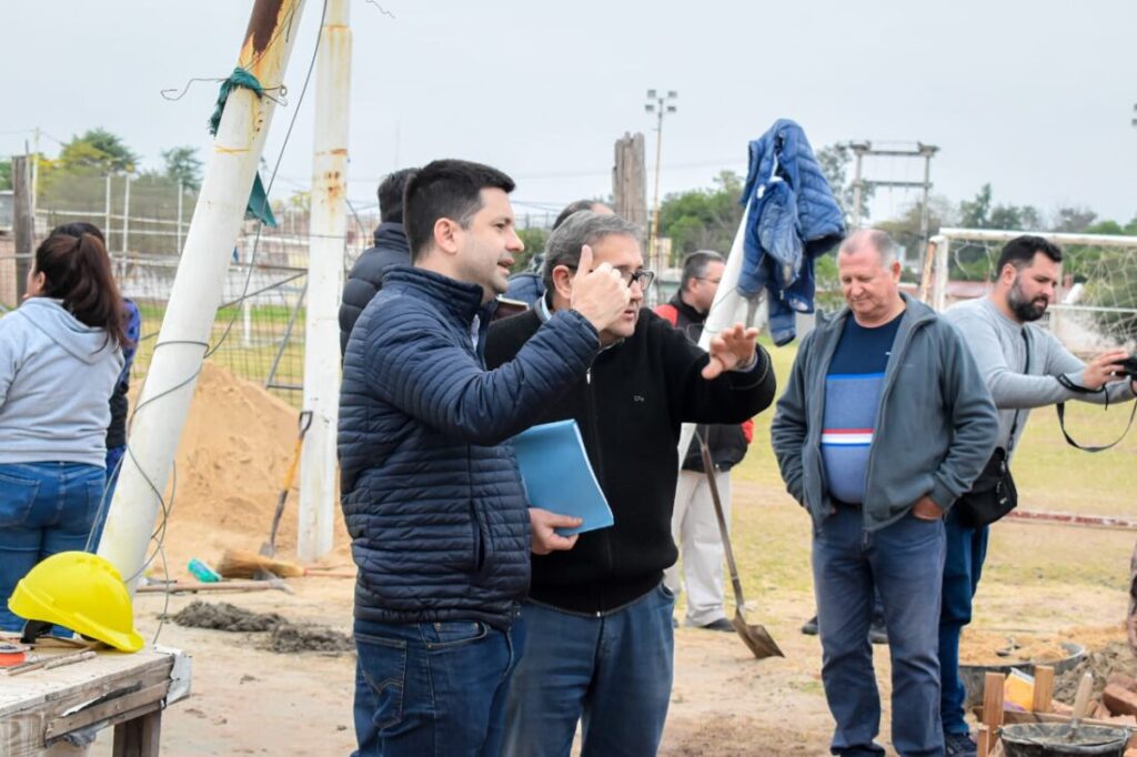 El intendente Bruno Cipolini supervisó las obras que se ejecutan en el Polideportivo Municipal