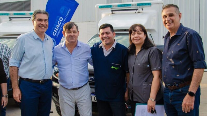 ACCESO A LA ATENCIÓN PRIMARIA DE LA SALUD: CAPITANICH ENTREGÓ NUEVAS AMBULANCIAS E INSUMOS PARA HOSPITALES DE OCHO LOCALIDADES