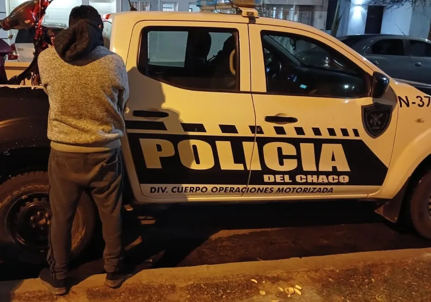 Saenz Peña: Le pegó a su pareja, intentó ahorcarla con un cable y la mantuvo encerrada una hora