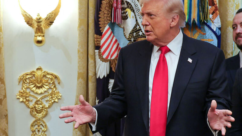 Trump amenaza a la BBC con una demanda